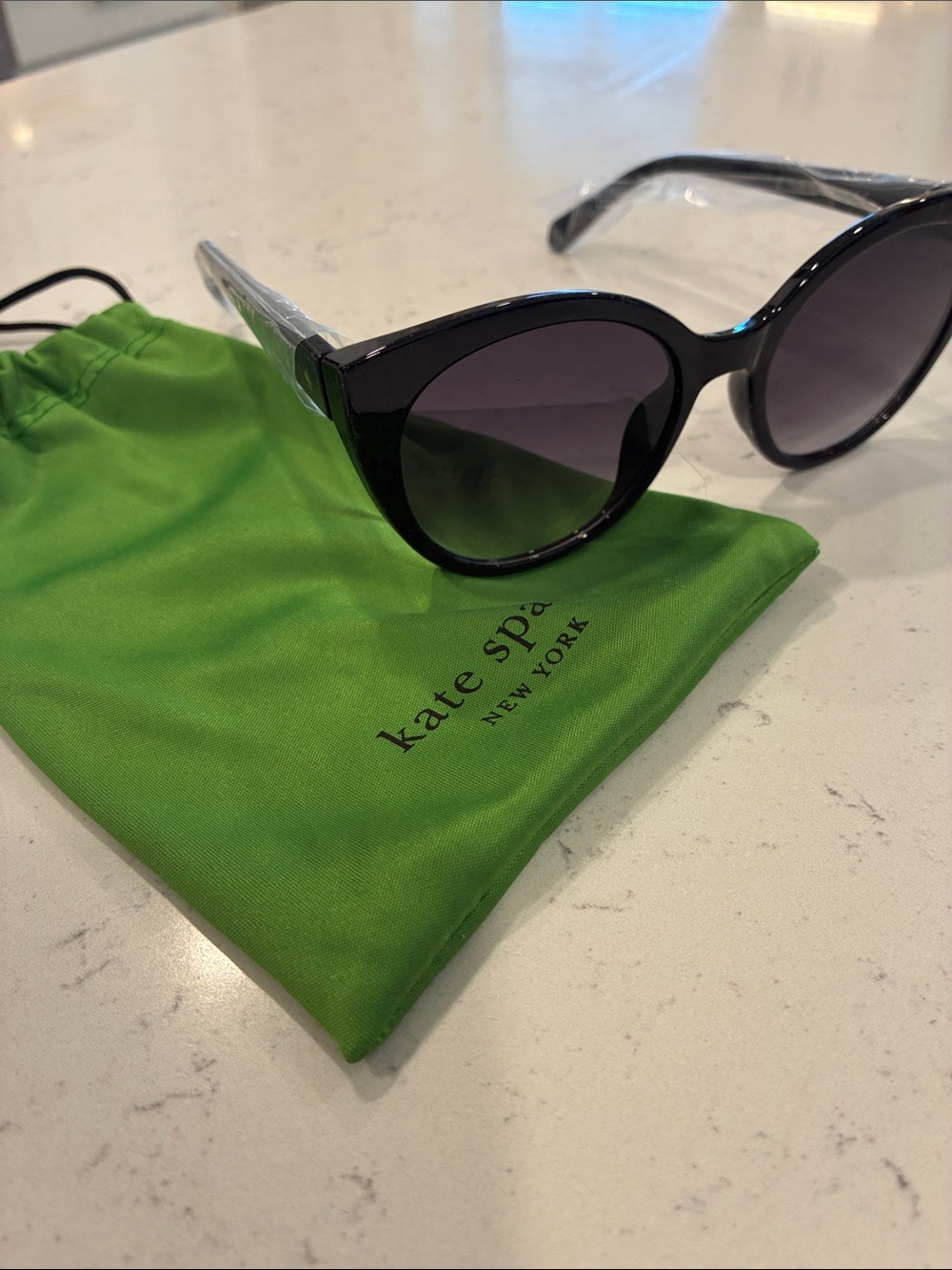 kate spade Black Cat-Eye Sunglasses with Green Pouch NWOT